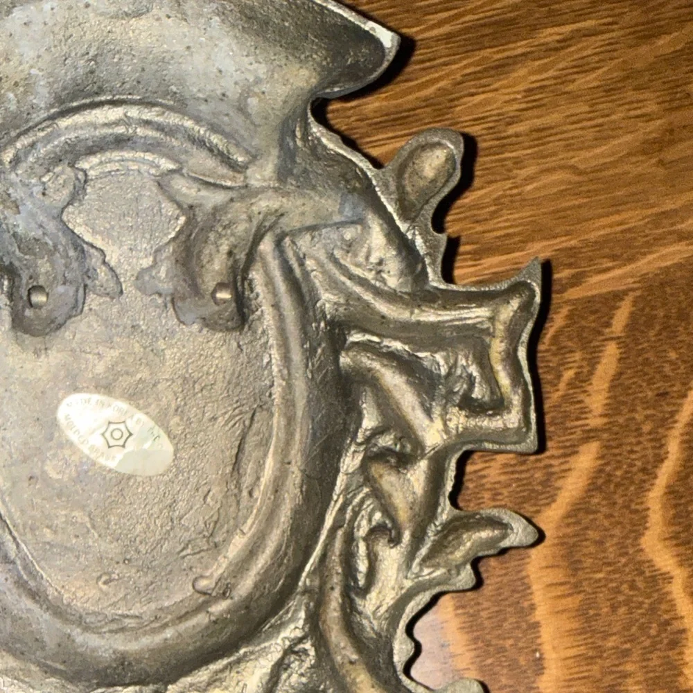 Ornate Wall Plaque in Silver - Decorative Home Door Knocker